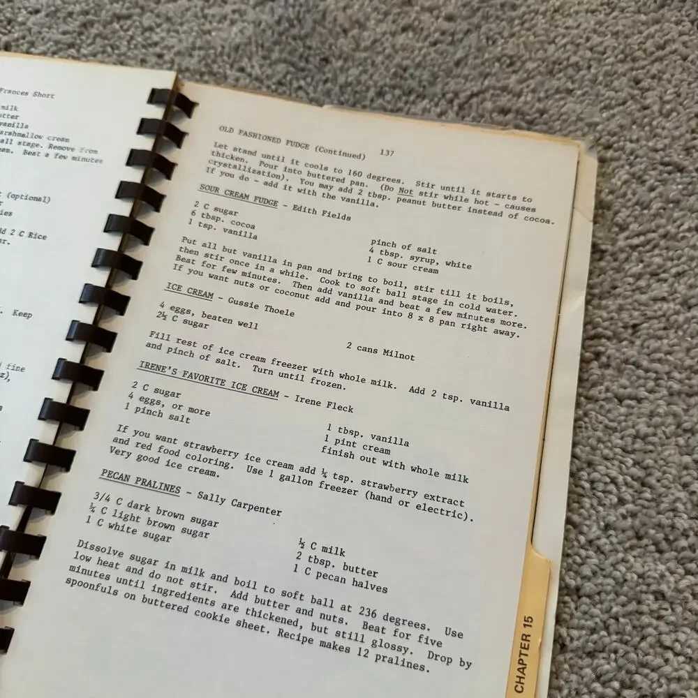 Vintage What's Cookin Regional Recipe Book Buffalo, Illinois St Joseph Church